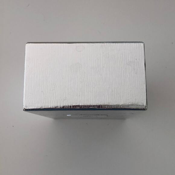 Victoria's Secret Bombshell Shimmer Powder 10g / .35 OZ DISCONTINUED NEW - Picture 6 of 8